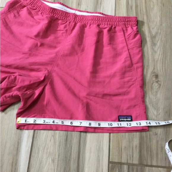 Patagonia Shorts Large - Picture 9 of 9